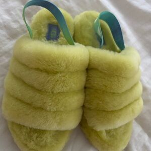 UGG Kids Lime Fluffy Slippers